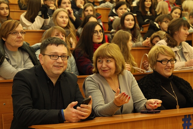 студенти різних вишів